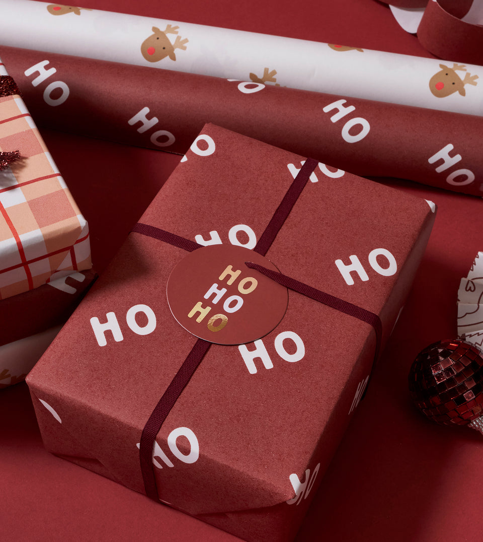 Ho Ho Ho wrapping paper (mulled wine)
